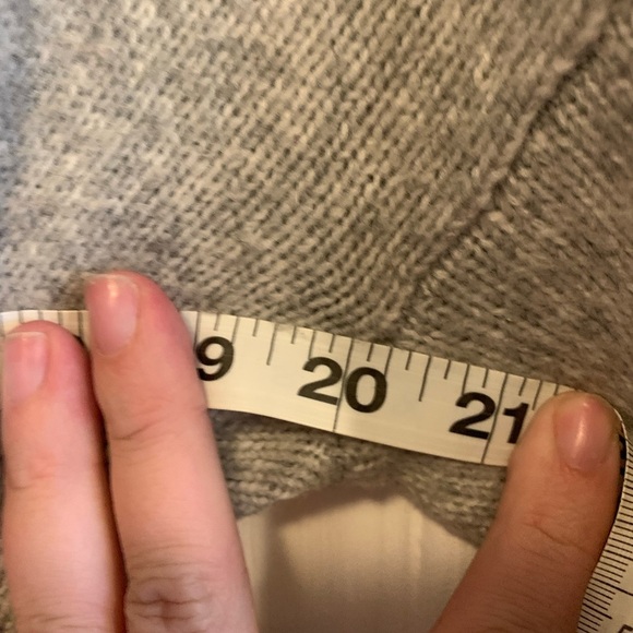 Gap grey long sleeve wool blend knit sweater - Picture 7 of 7